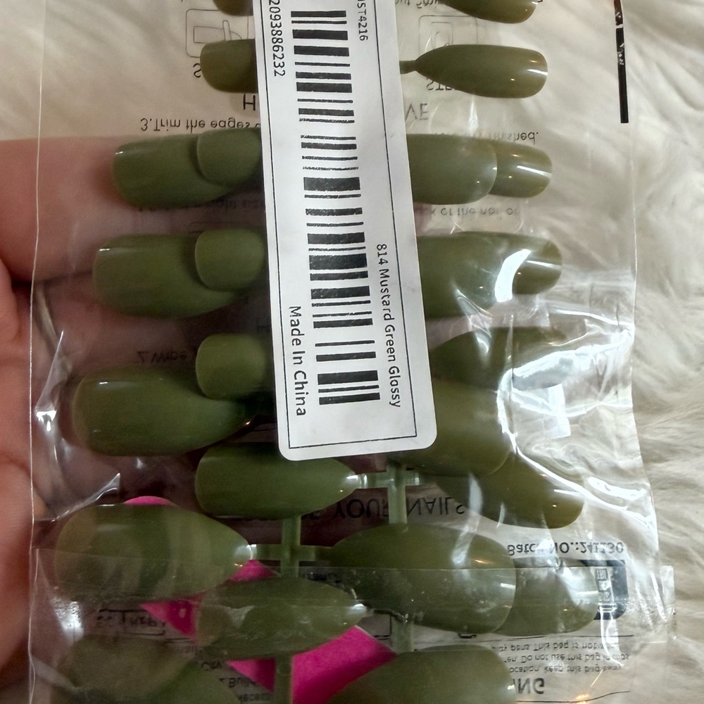 New Olive Green Fake Nails